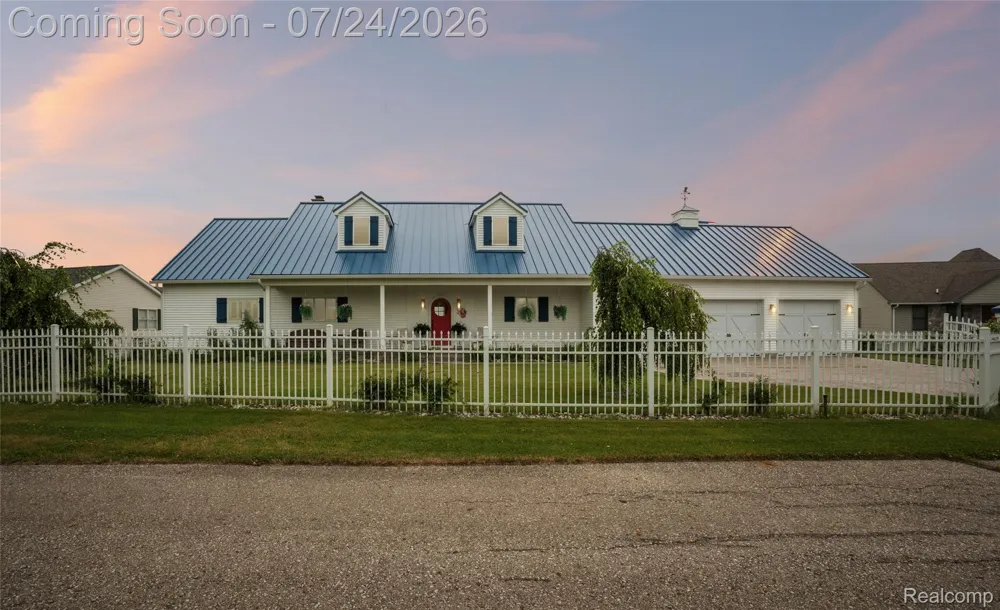 5110 Shorefront Lane Port Hope Village, MI 48468