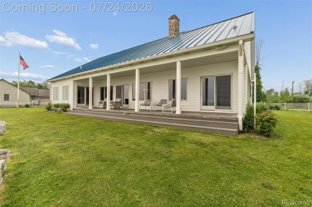 5110 Shorefront Lane Port Hope Village, MI 48468