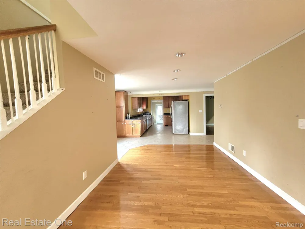 2715 3rd Street Wyandotte City, MI 48192