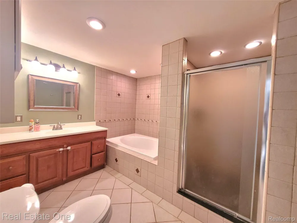 2715 3rd Street Wyandotte City, MI 48192