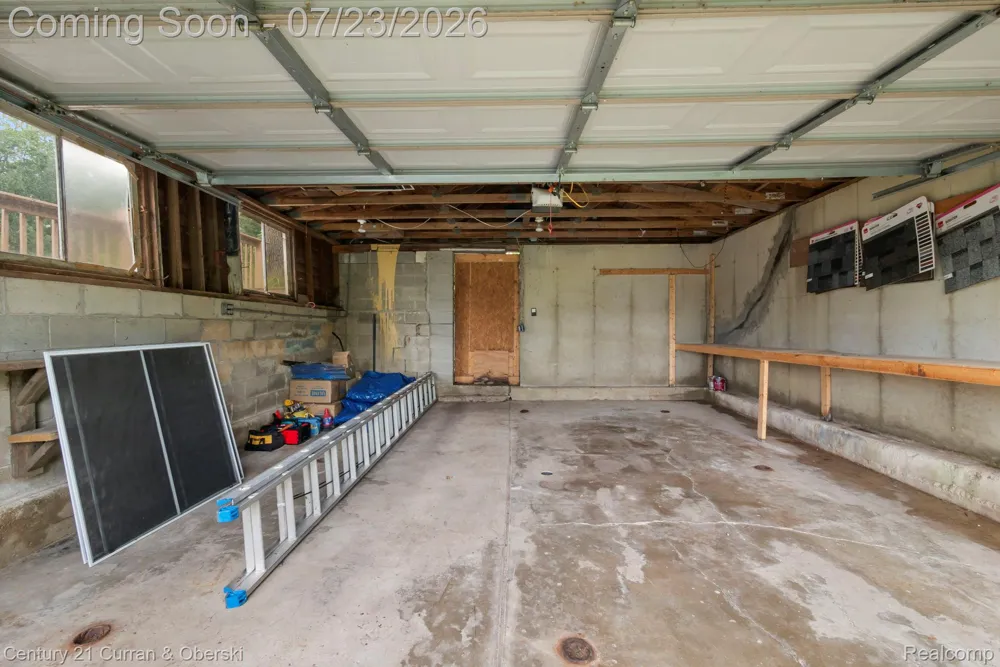 10492 Lake Shore Drive Tyrone Township, MI 48430