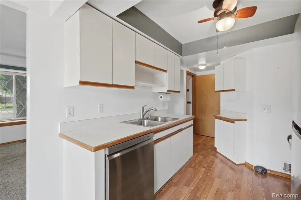 51142 S Foster Road #11 Chesterfield Township, MI 48047