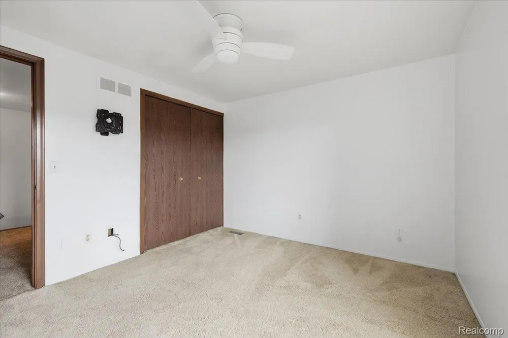 51142 S Foster Road #11 Chesterfield Township, MI 48047