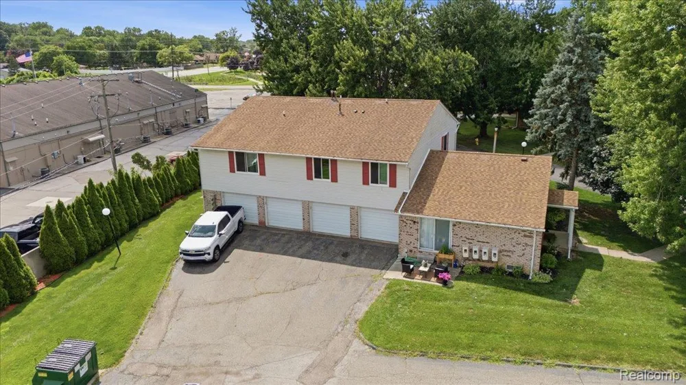 51142 S Foster Road #11 Chesterfield Township, MI 48047