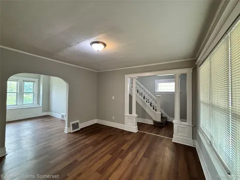 242 Ferris Street