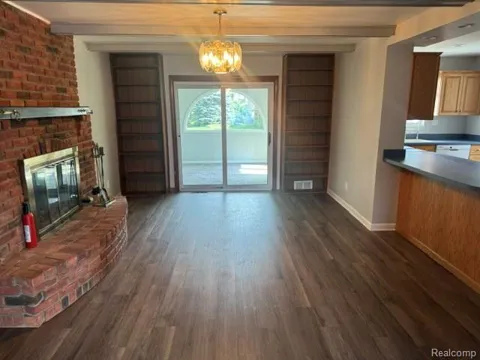 2555 Judy Lane