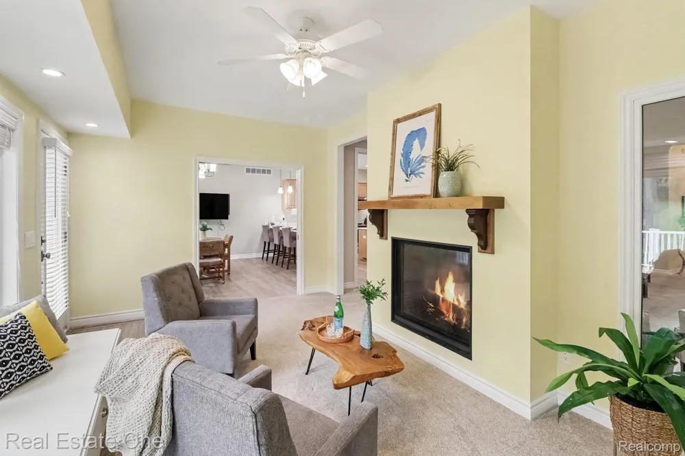 1755 Gray Twig Lane Milford Charter Township, MI 48381