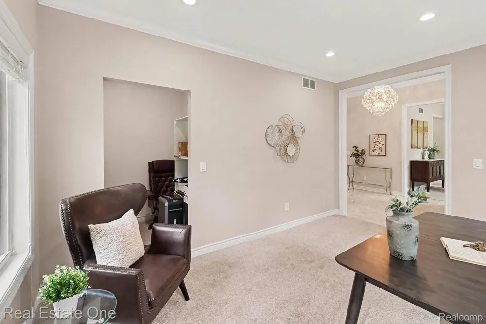 1755 Gray Twig Lane Milford Charter Township, MI 48381