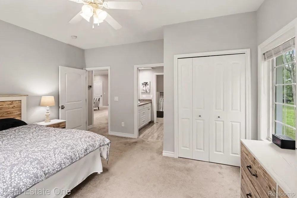 1755 Gray Twig Lane Milford Charter Township, MI 48381