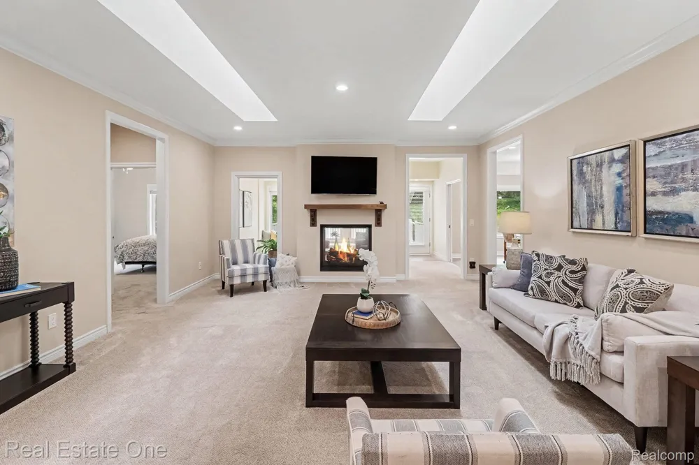 1755 Gray Twig Lane Milford Charter Township, MI 48381
