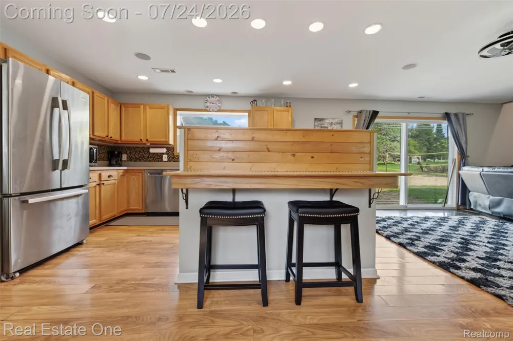 11201 Horton Road Groveland Township, MI 48442