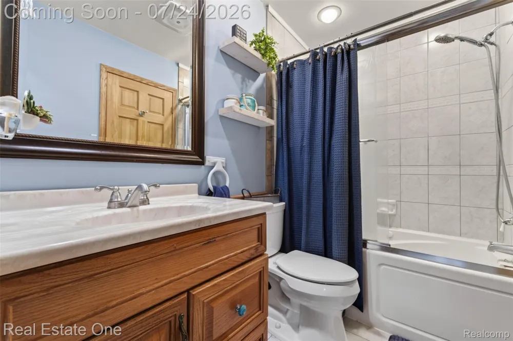 11201 Horton Road Groveland Township, MI 48442