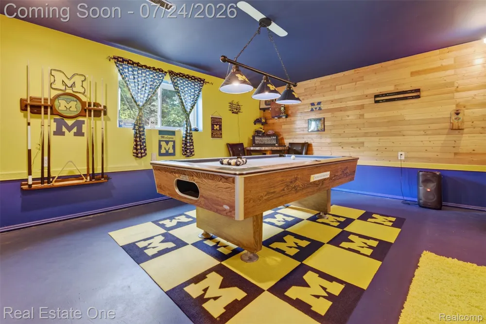11201 Horton Road Groveland Township, MI 48442
