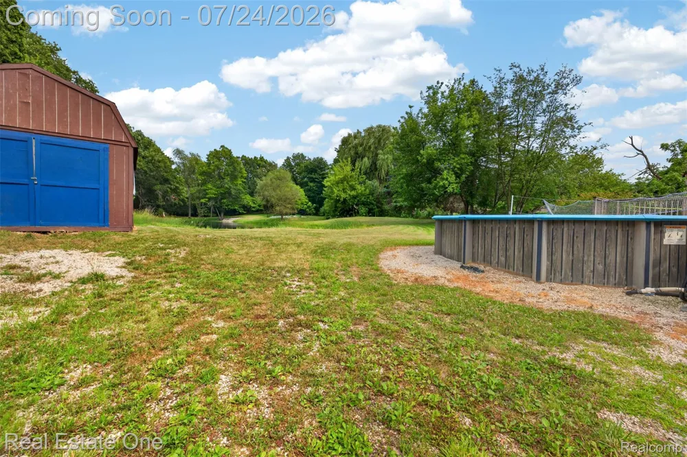 11201 Horton Road Groveland Township, MI 48442