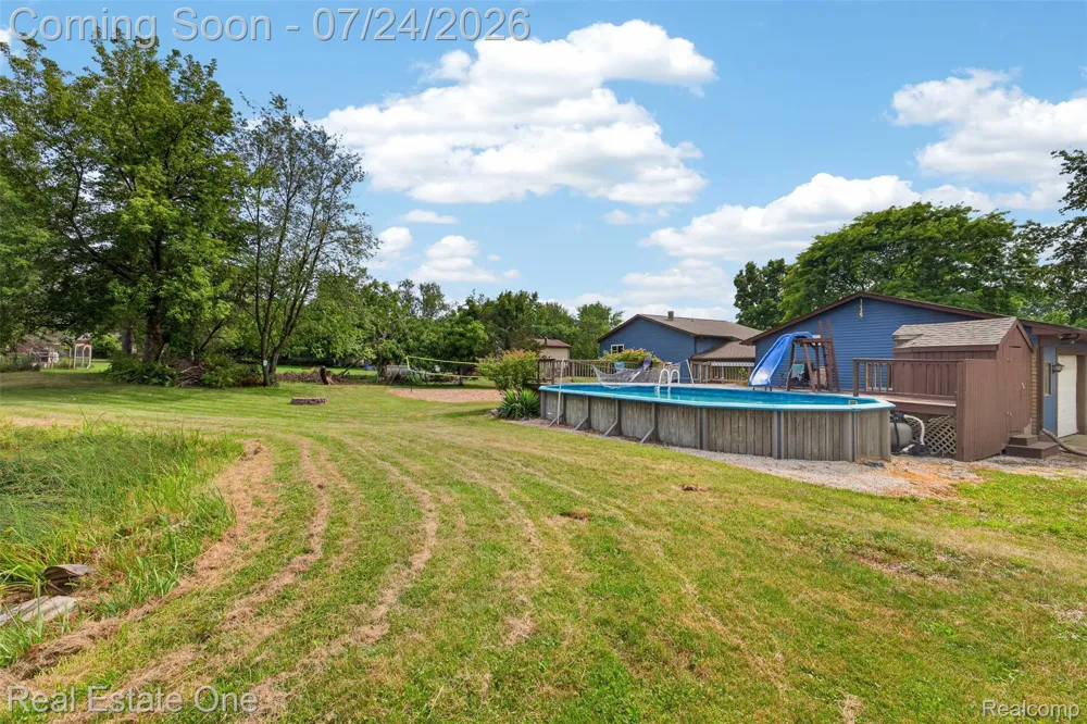 11201 Horton Road Groveland Township, MI 48442