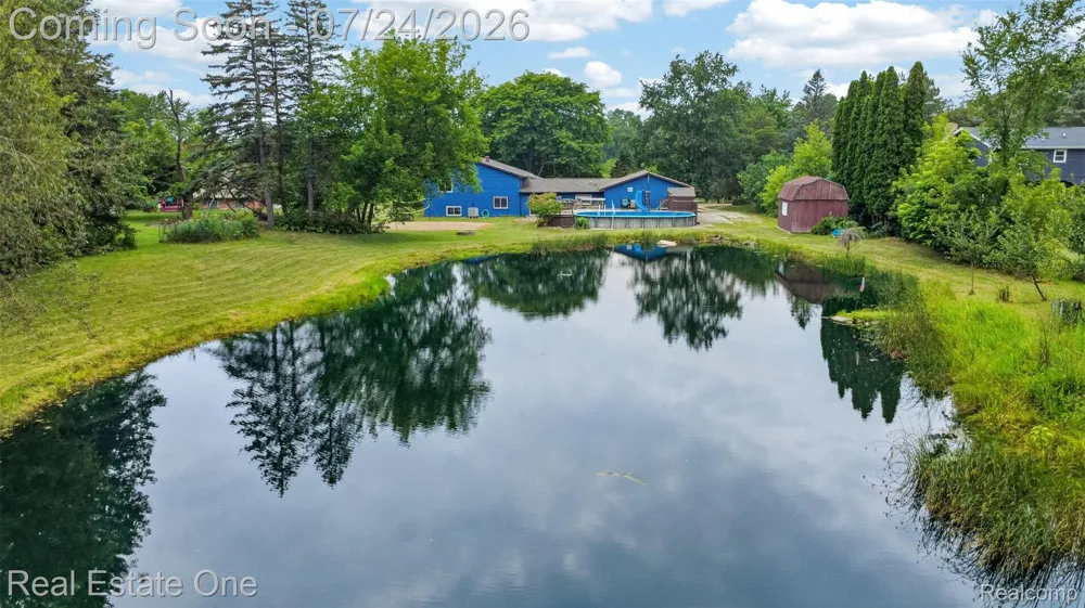 11201 Horton Road Groveland Township, MI 48442