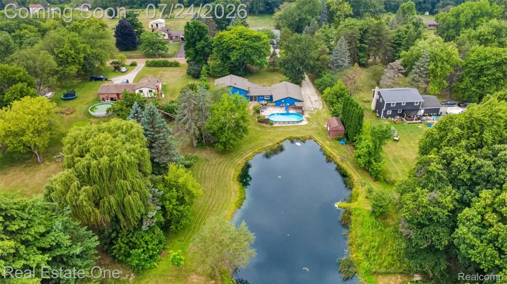 11201 Horton Road Groveland Township, MI 48442