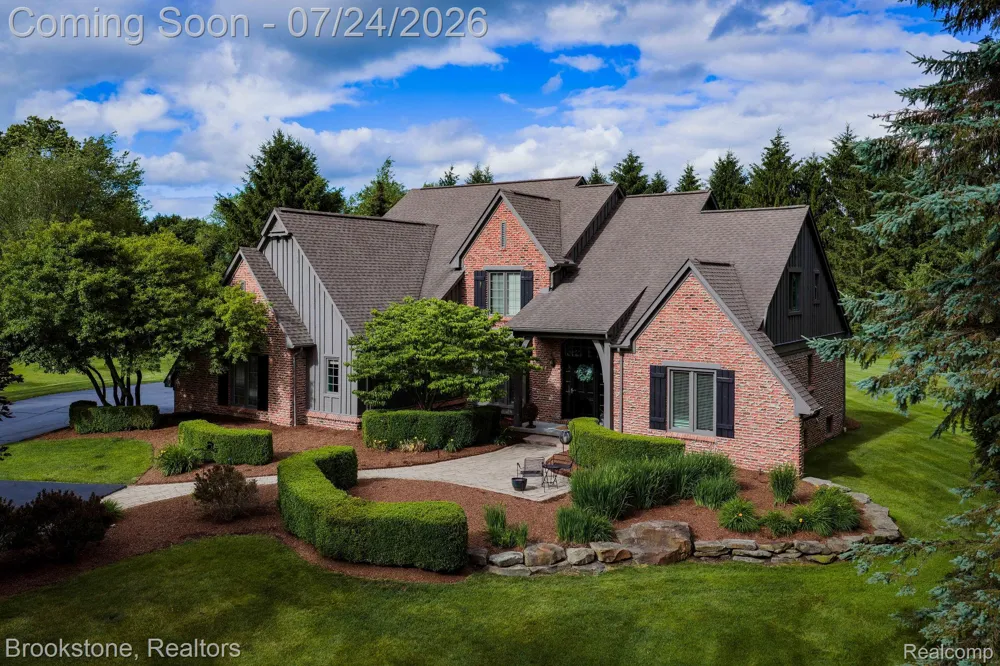 7768 Somerhill Lane Springfield Charter Township, MI 48348