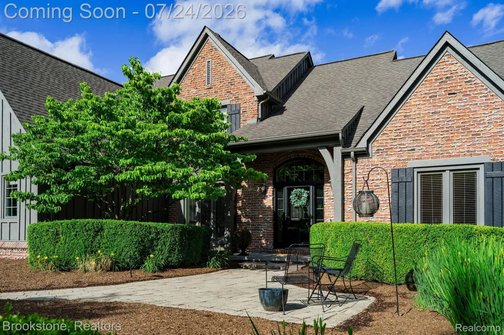 7768 Somerhill Lane Springfield Charter Township, MI 48348