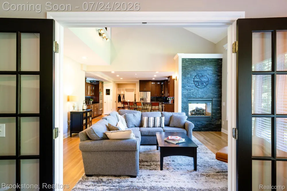 7768 Somerhill Lane Springfield Charter Township, MI 48348