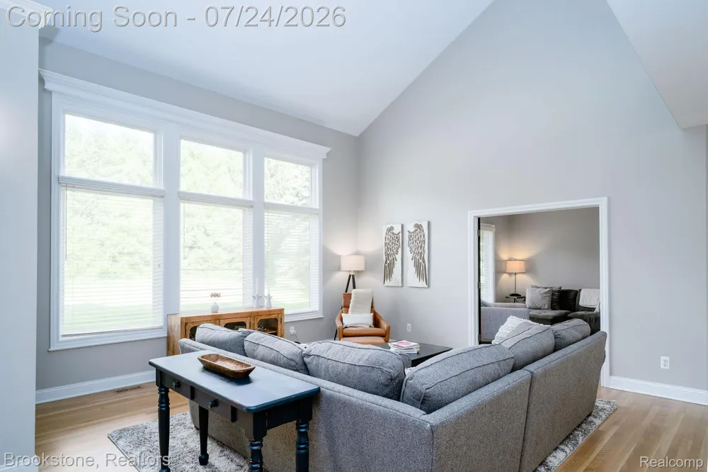 7768 Somerhill Lane Springfield Charter Township, MI 48348