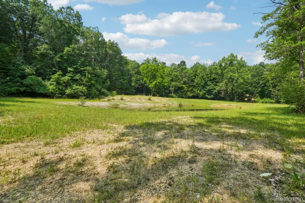 777 S Brandt Road Groveland Township, MI 48462