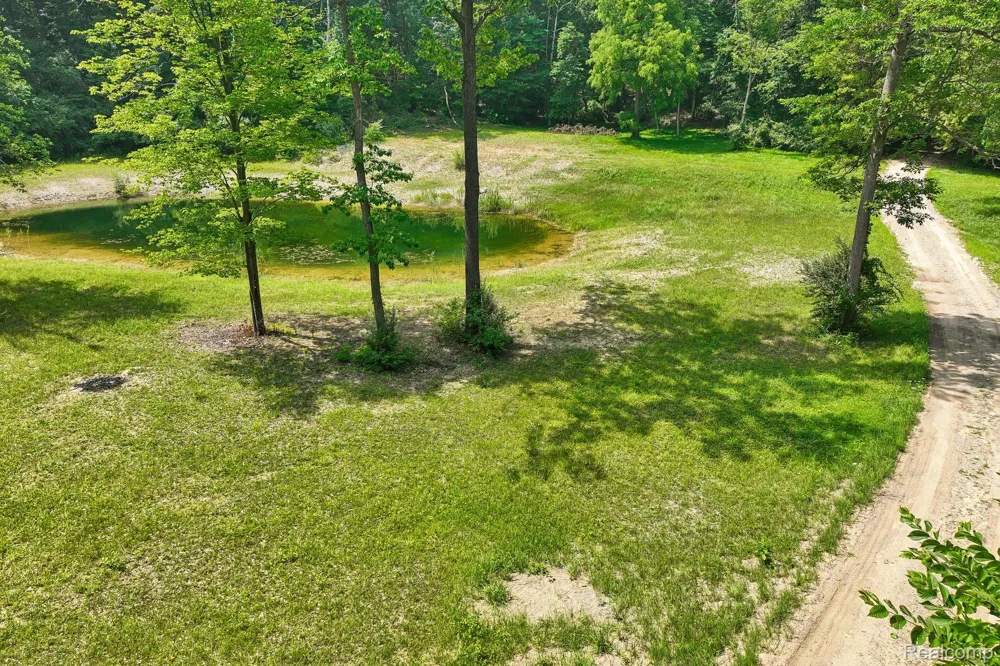 777 S Brandt Road Groveland Township, MI 48462