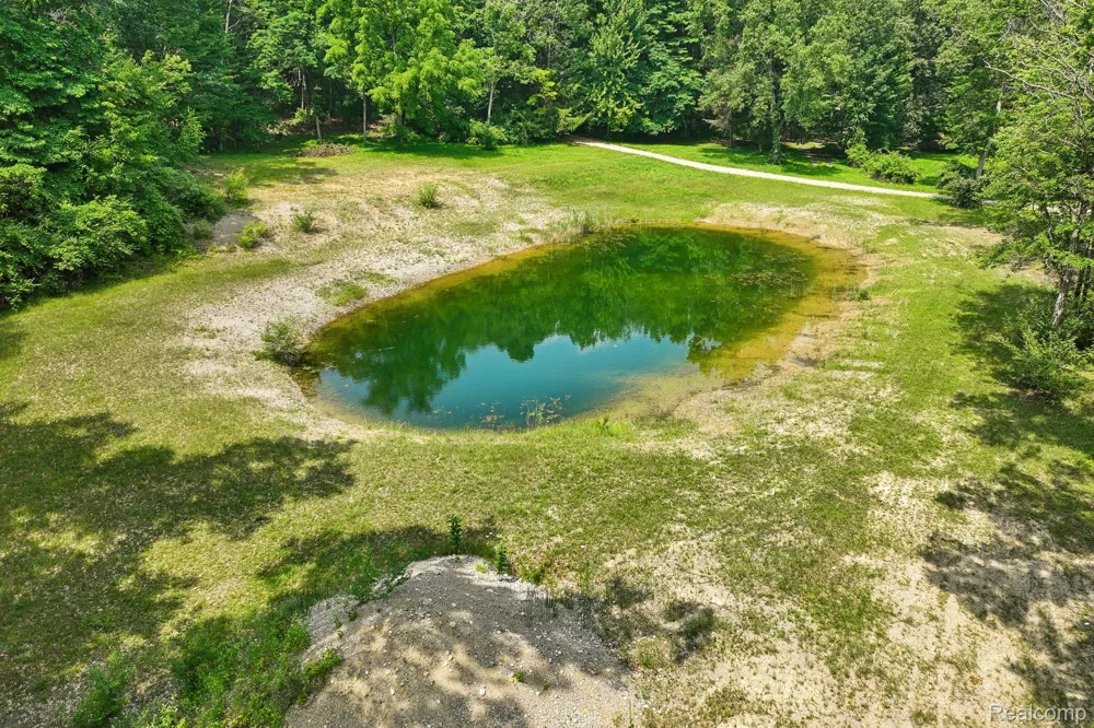 777 S Brandt Road Groveland Township, MI 48462