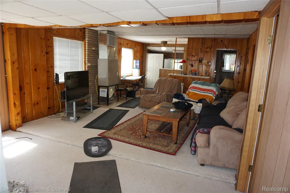 11853 Patterson Lake Dr Unadilla Township, MI 48169