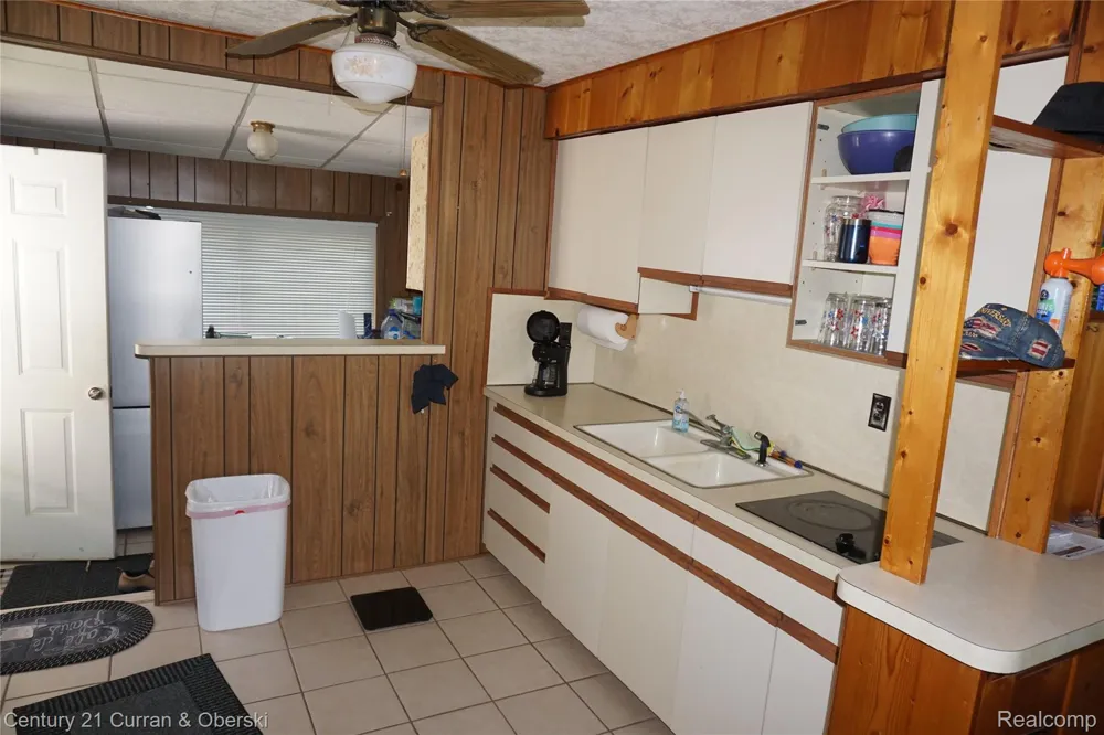 11853 Patterson Lake Dr Unadilla Township, MI 48169