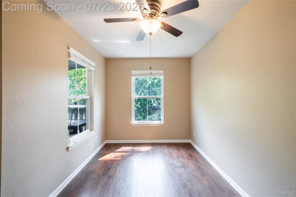618 Curzon Court #203 Howell City, MI 48843