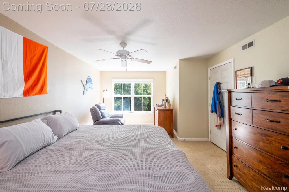 618 Curzon Court #203 Howell City, MI 48843