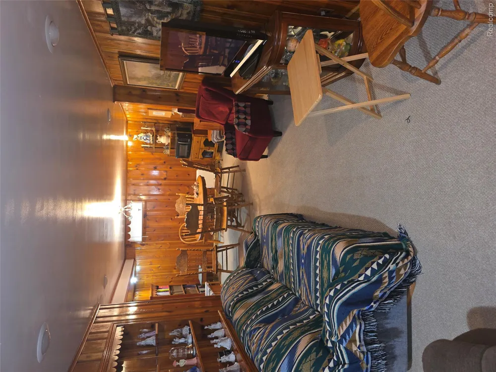 33505 Clinton Street Wayne City, MI 48184