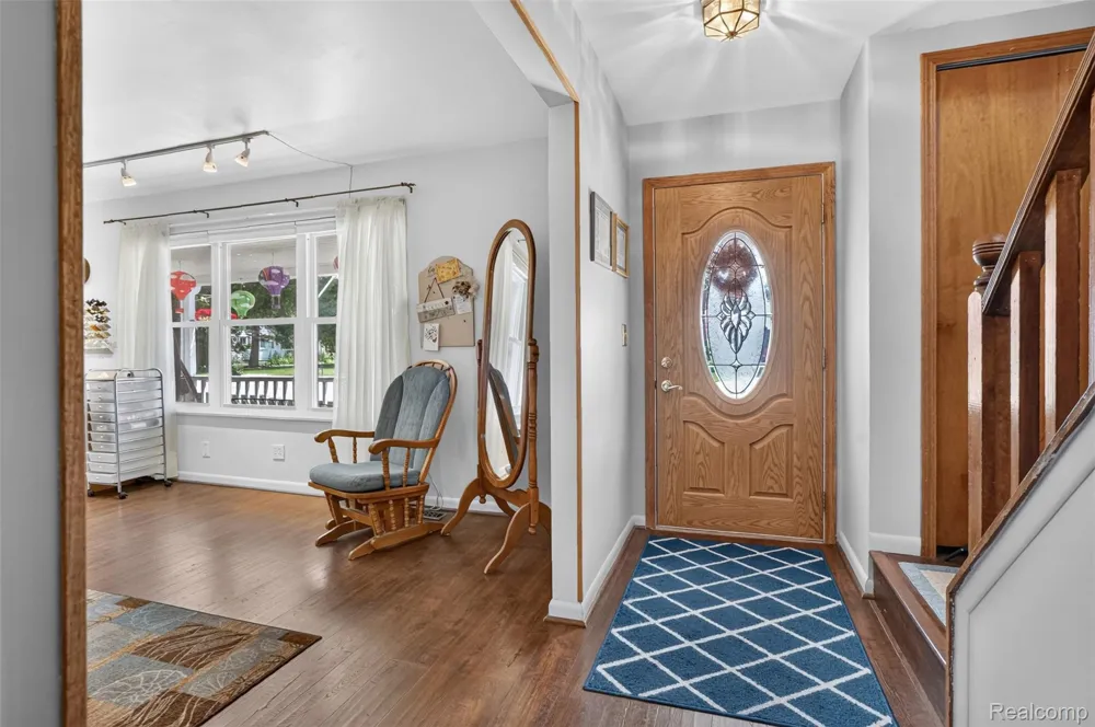 310 Browning Drive Howell City, MI 48843