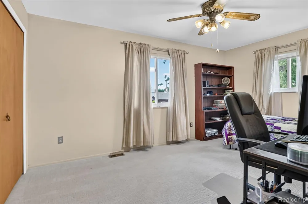 310 Browning Drive Howell City, MI 48843