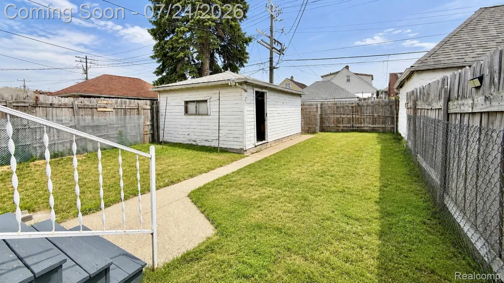 12020 Mitchell Street Hamtramck City, MI 48212