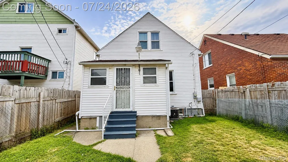 12020 Mitchell Street Hamtramck City, MI 48212