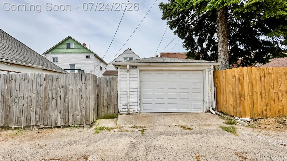 12020 Mitchell Street Hamtramck City, MI 48212