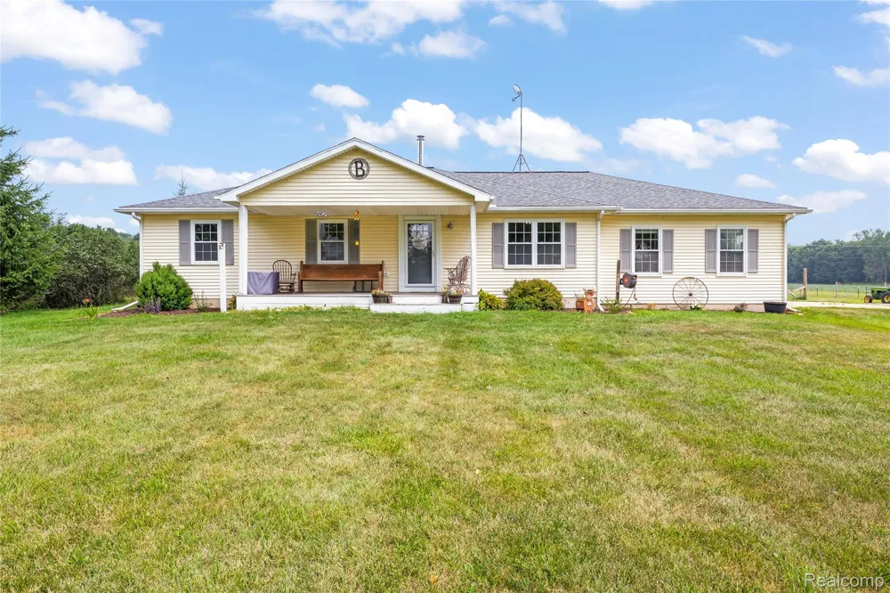 2281 Swan Road Ingham Township, MI 48819