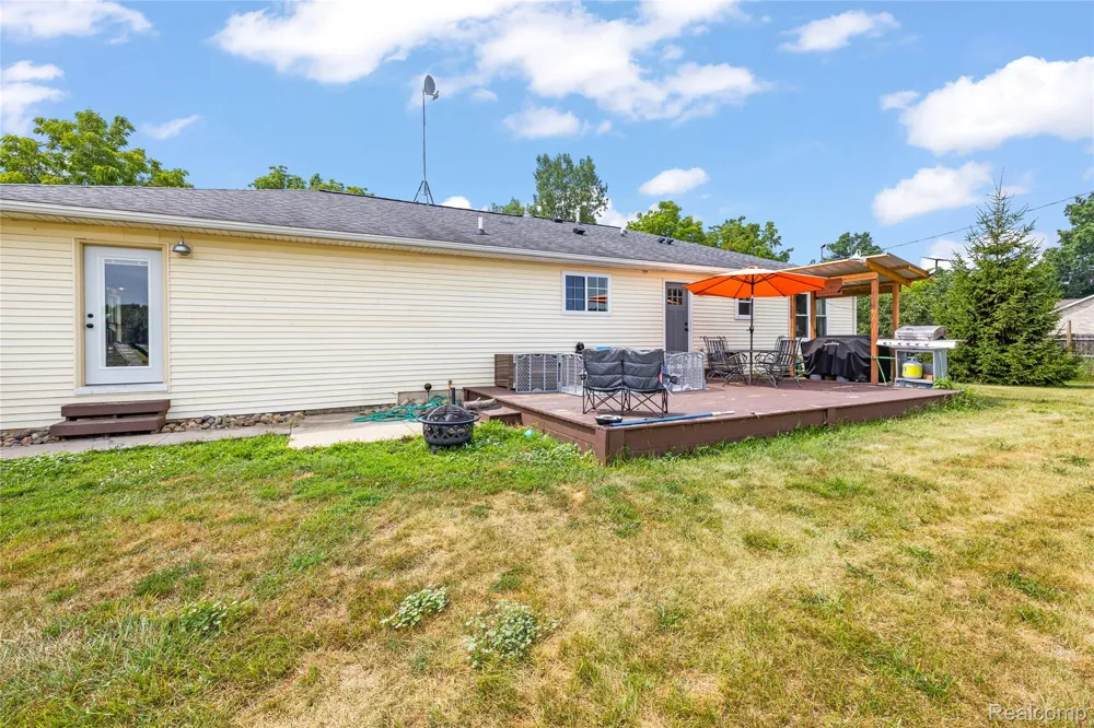 2281 Swan Road Ingham Township, MI 48819