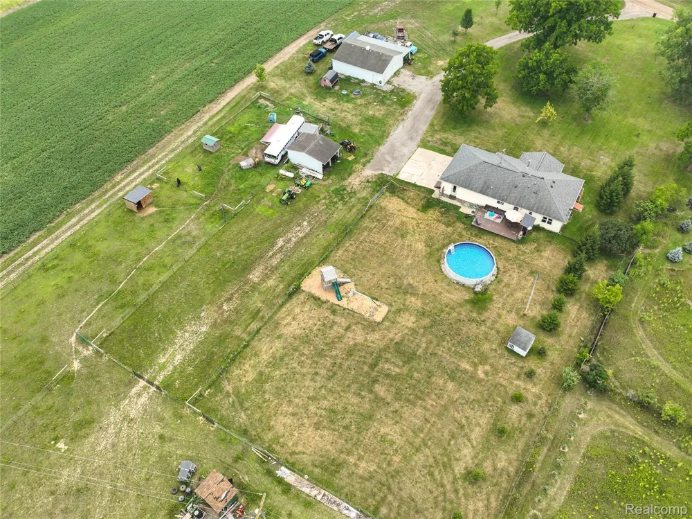 2281 Swan Road Ingham Township, MI 48819