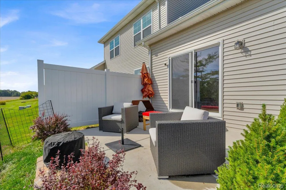 831 Plum Village Drive Raisinville Township, MI 48161