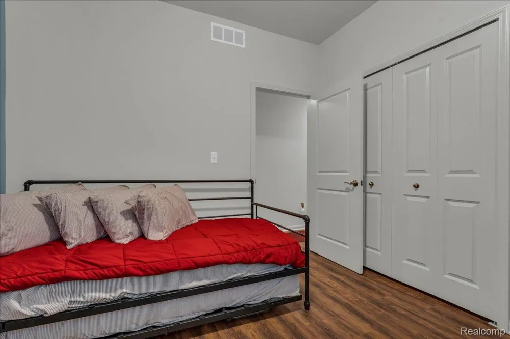 831 Plum Village Drive Raisinville Township, MI 48161