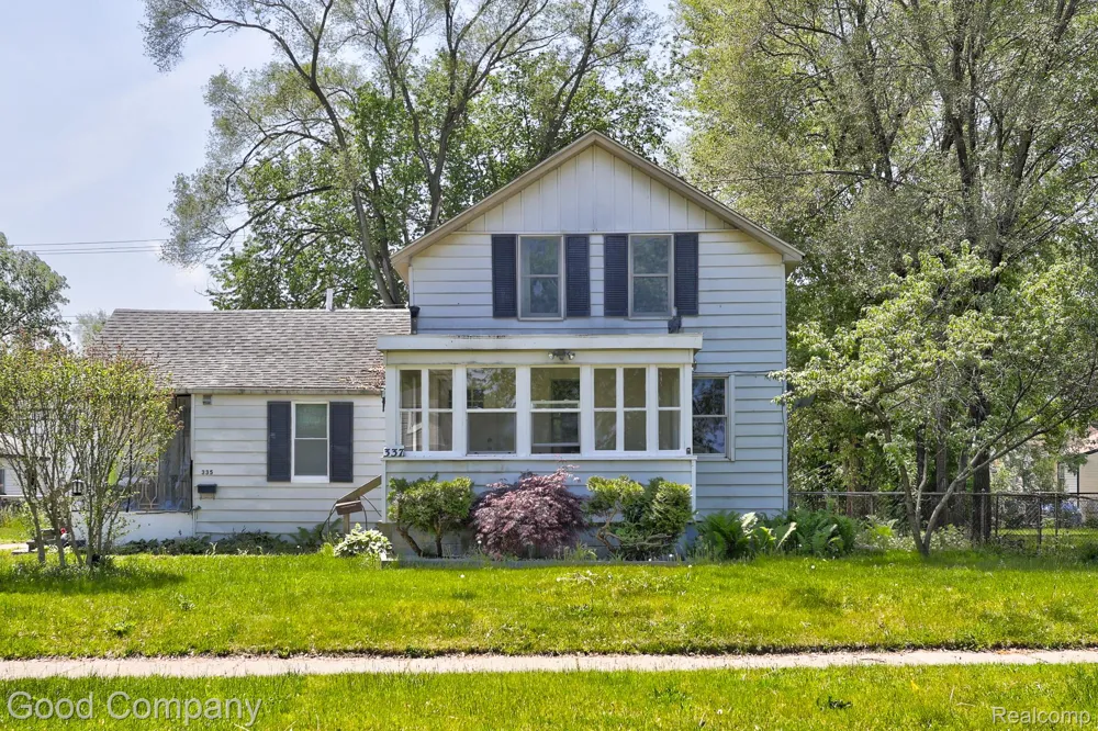 335 W Lincoln Avenue Madison Heights City, MI 48071