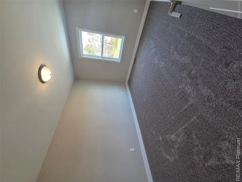 6227 Brook Stone Lane Fenton Charter Township, MI 48451