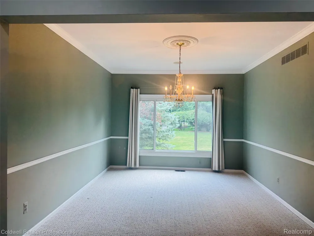 171 Millstone Drive Troy City, MI 48084