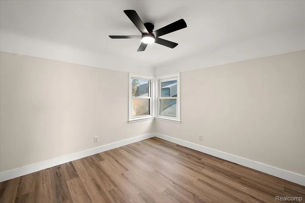 29606 S River Road Harrison Charter Township, MI 48045