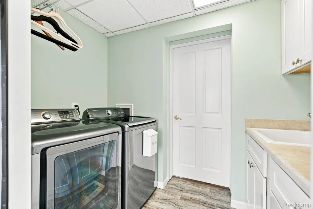 49860 Miller Court Chesterfield Township, MI 48047