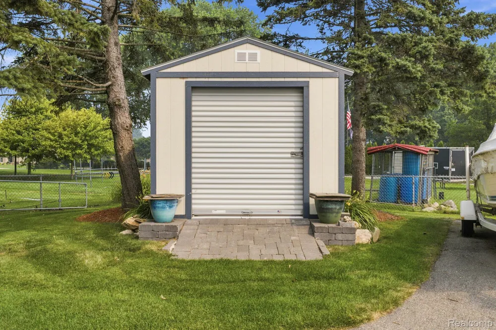 49860 Miller Court Chesterfield Township, MI 48047