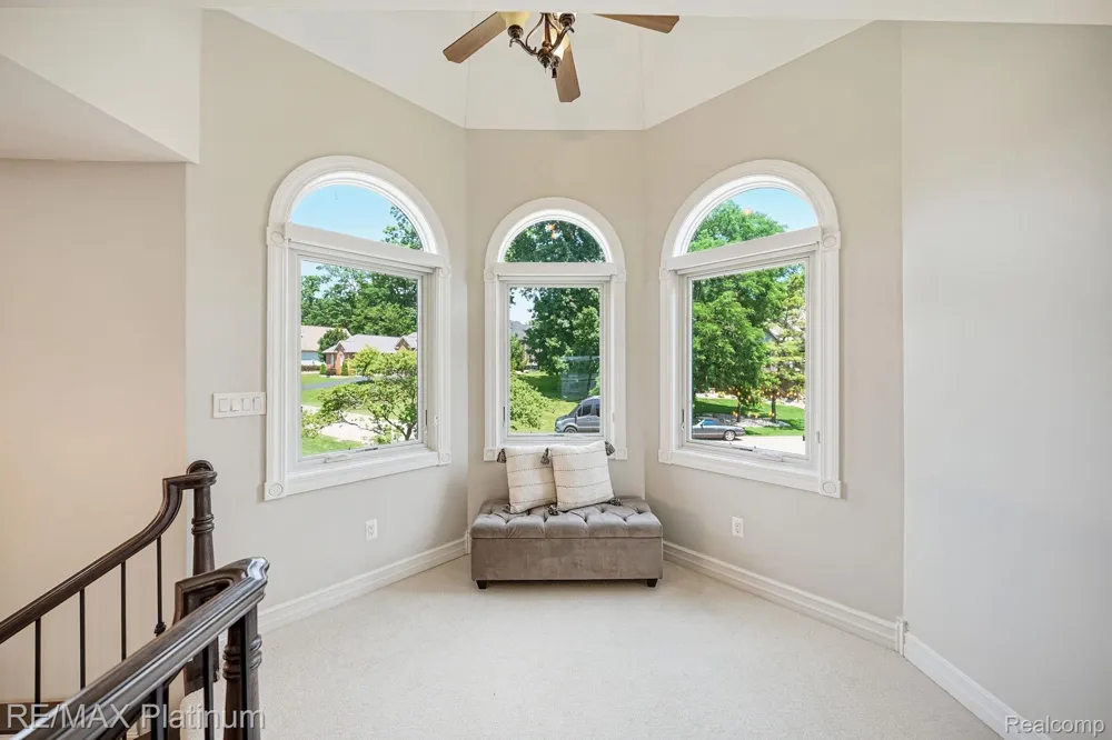 997 Thompson Shore Drive Oceola Township, MI 48843